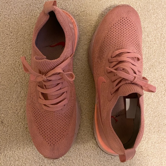 Pink Nike React - Picture 4 of 5